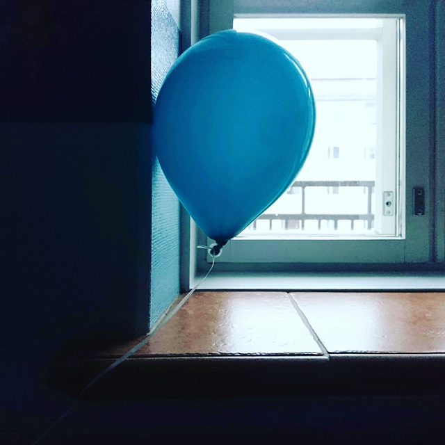 Blue balloon