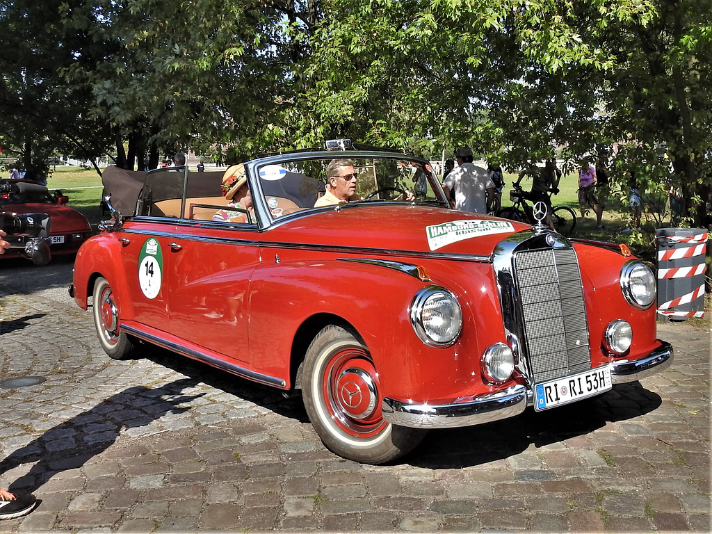 Mercedes-Benz 300 Cabrio