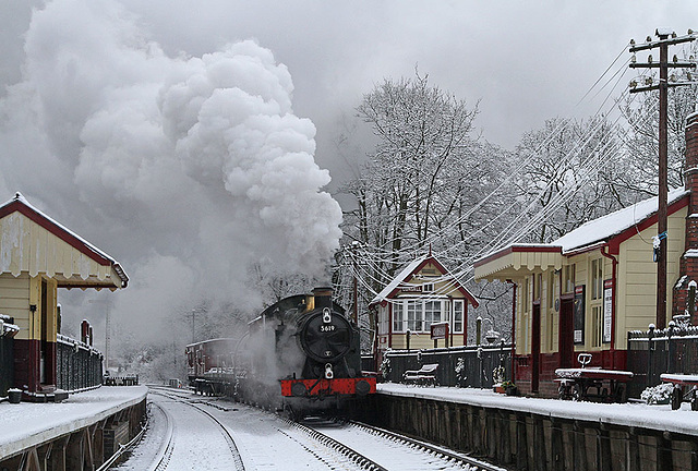 5619 Arriving at Consall