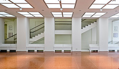 Düsseldorf - Entrée Kunstpalast/Robert-Schumann-Saal (PiP's = Fassade)