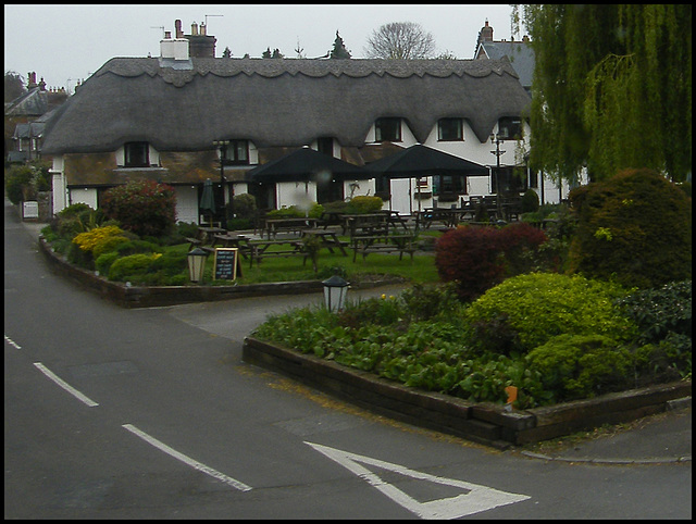 ipernity: The Anvil Inn at Pimperne - by Isisbridge