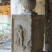 Musée archéologique de Split : Eros avec un flambeau vers le bas.