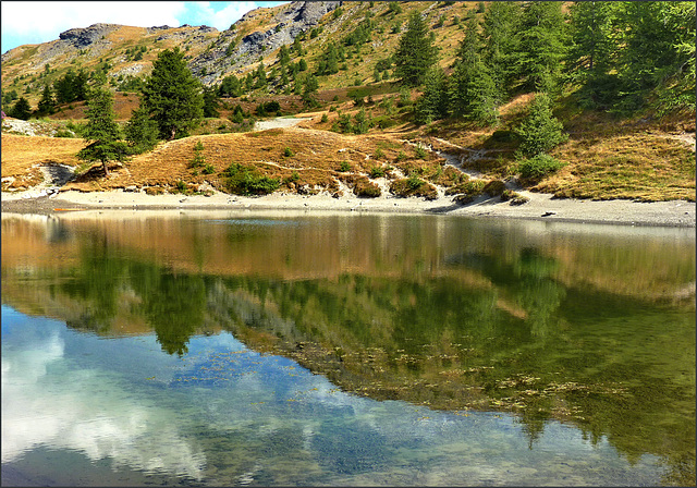 Riflessi al lago nero -