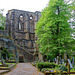 Bergfriedhof mit Blick zur Klosterruine