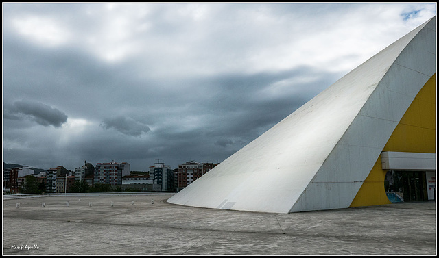 La tormenta acecha    -    HWW