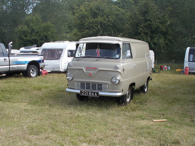 cls[25] - Thames 15cwt van