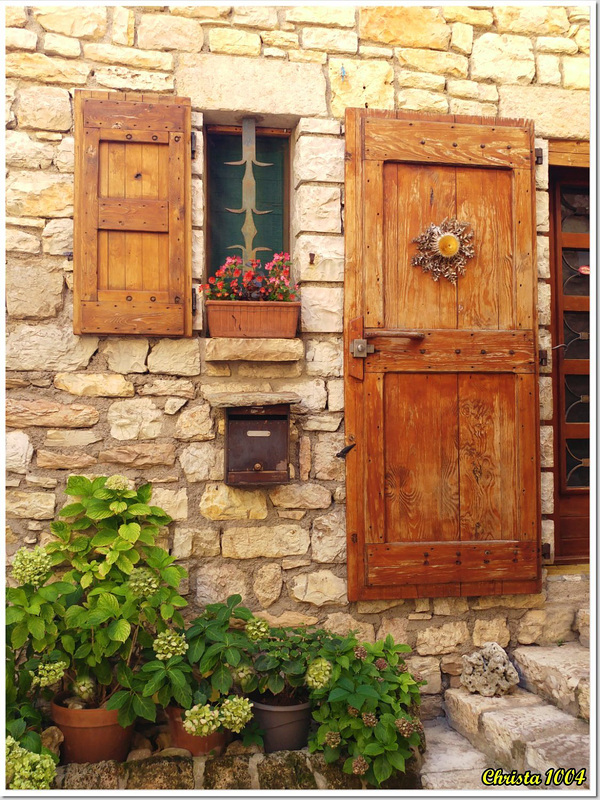 La Cardabelle : porte-bonheur.