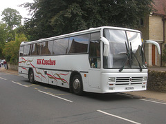 K K Coaches WEZ 5825 (F372 MUT) in Harrold - 17 Sep 2012 (DSCN8895)