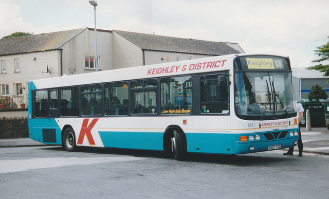 Keighley & District 567 (X567 YUG) at Skipton – 31 May 2001 (468-14)