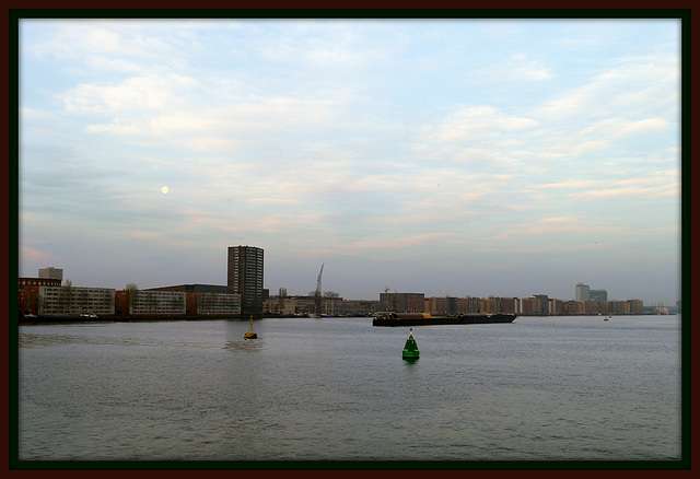 Im Kombeiseland Hafen in Amsterdam