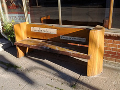 Banc soigné / Well treated bench