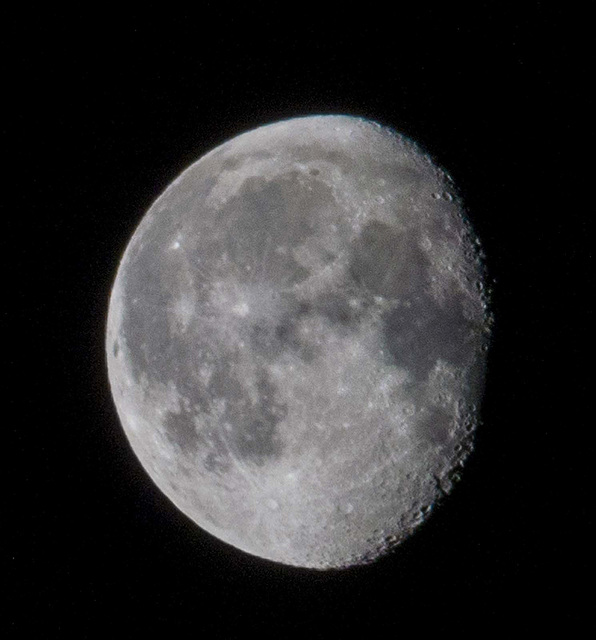 The moon this morning. 29-12-2015.