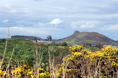 Royal Observatory between Salisbury Crag  and Arthur's Seat