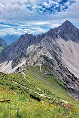 Reith Peak (2,374 m)
