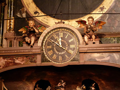 Teil der Astronomischen Uhr in Notre Dame Strasbourg