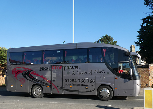 First Stop Travel LIG 9894 (09-D-6850) in Newmarket - 9 Jun 2021 (P1080498)