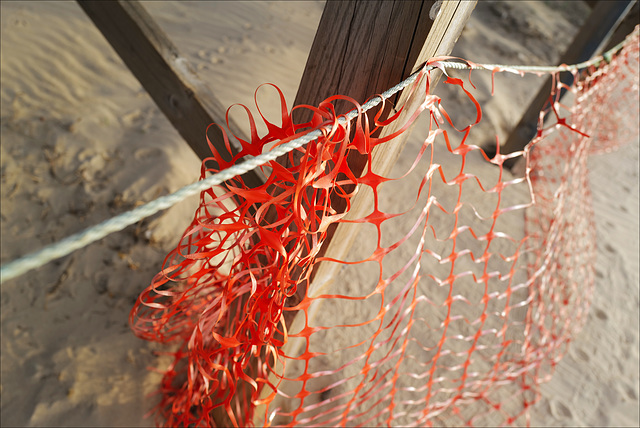 Monte Gordo, Rope and plastic fencing, HFF
