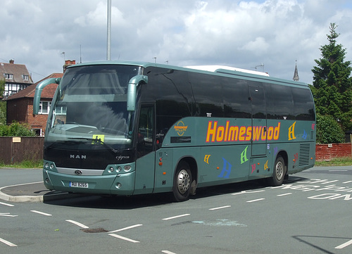 DSCF7685 Holmeswood RUI 8265 (PN08 CMU) in Northwich - 15 Jun 2017