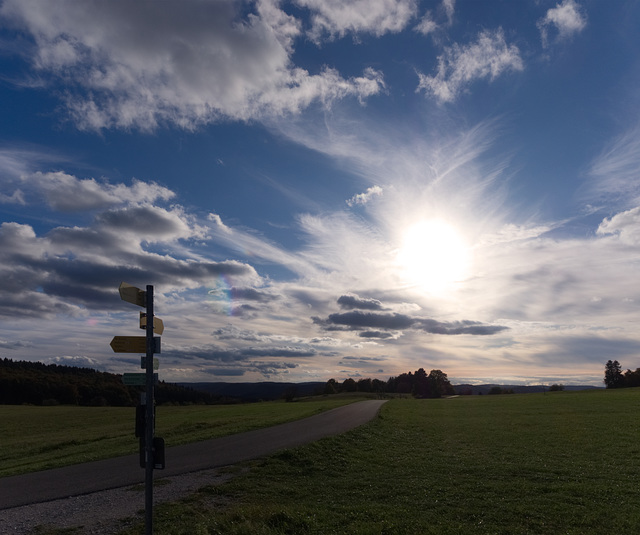 Sonnenuntergang auf einer Albhochfläche