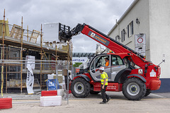 Construction of the New Children's Library