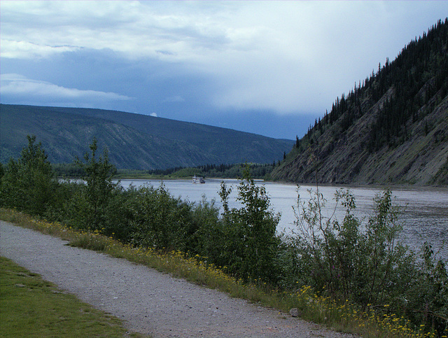 Yukon bei leichtem Regen