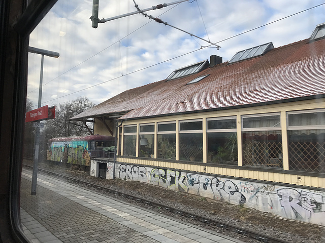 Tübingen West, Güterschuppen