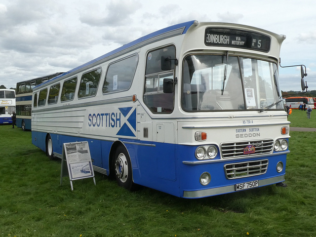 On display at Showbus 50 - 25 Sep 2022 (P1130512)