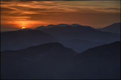 El sol degota a l'horitzó