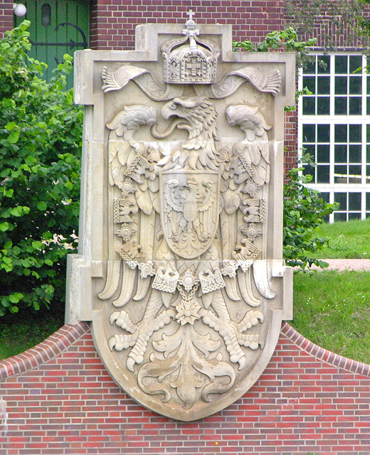 Kaiserliches Relief in Brunsbüttel