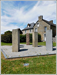 Au jardin de granit à Lanhélen