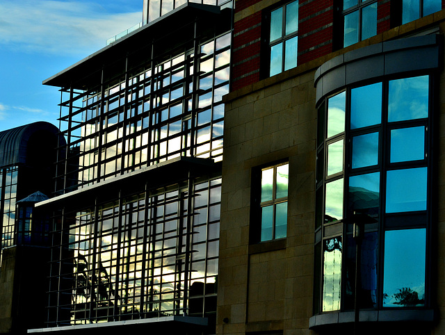 Glimpses of The Tyne Bridge. Newcastle