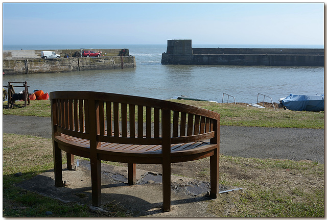 HBM -  A seat at Craster