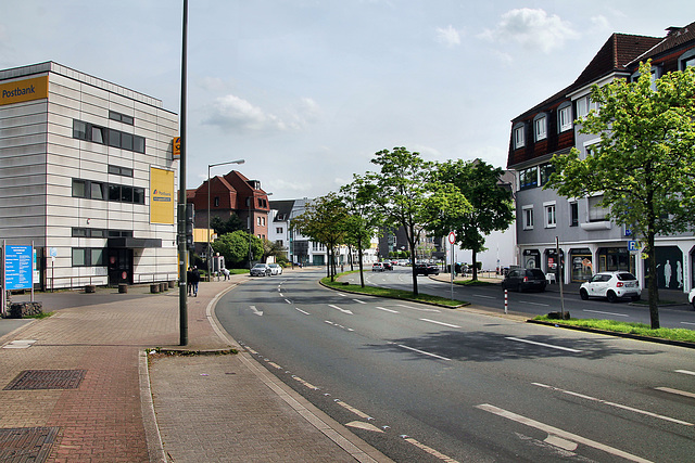 B236 Kurt-Schumacher-Straße (Lünen) / 13.04.2024