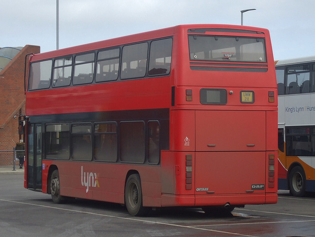 Lynx 50 (Coastal Red) 50 (UWW 2X) (X153 LBJ) in King’s Lynn - 22 Mar 2018 (DSCF0987)