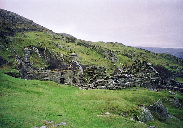 Near the disused Cell Fechan manganese mine (Scan from 1993)