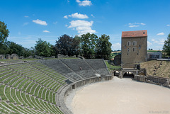 das römische Amphitheater in Avenches (© Buelipix)