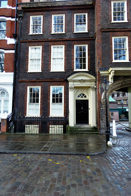 charterhouse surgeon's house, london (3)