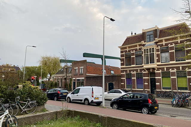 Cantilevers of the Sumatrabrug