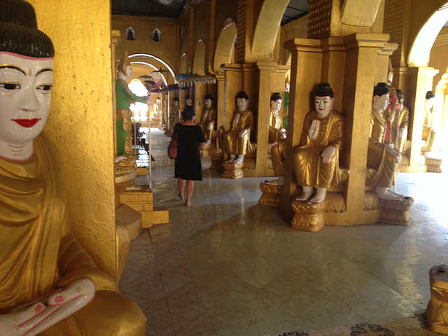 temple by Lake Taungthaman