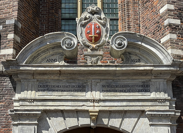 Church gate with Haarlem city coat of arms