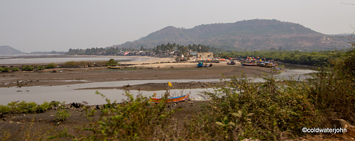 Nandgaon to Alibnag road scene