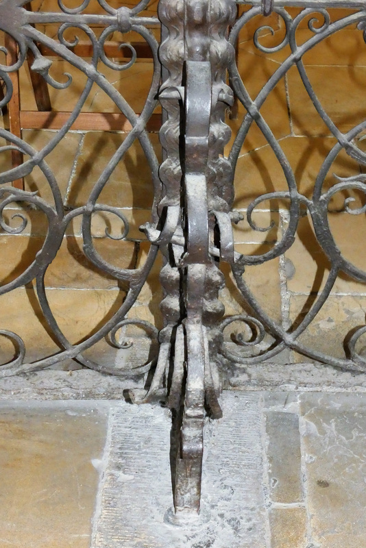 schmiedeeisernes Gitter