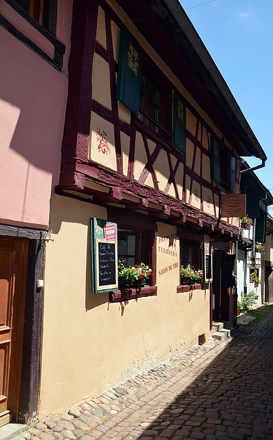 Salon de The, in der Rue du Rempart Süd