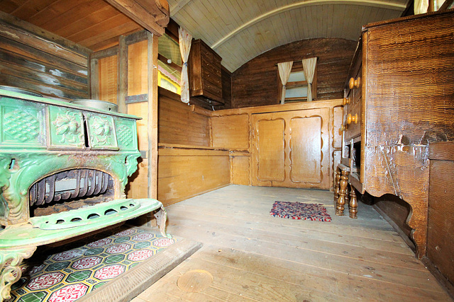 Romany Caravan of 1900, Hatlebury Castle, Worcestershire