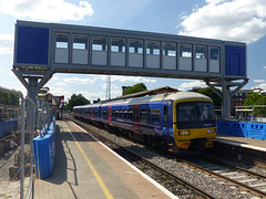 165117 leaving West Drayton - 7 June 2015