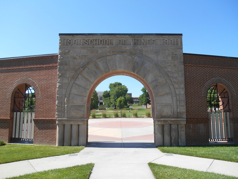 SD School of Mines memorial plaza