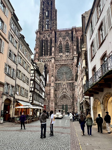 Strasbourg 2025 – Tourism train approaching