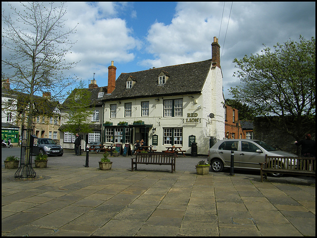 Market Square and Red Lion