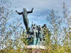 Monument to the heroes of Independence
