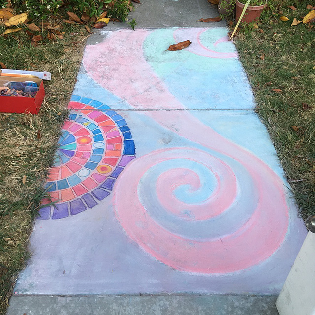 Pandemic chalk: Mosaic swirls 3